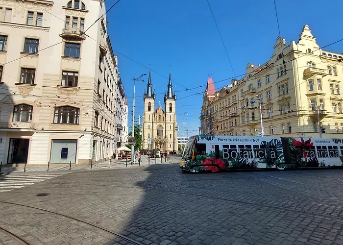 Zlaty V Centru Prahy B1 *